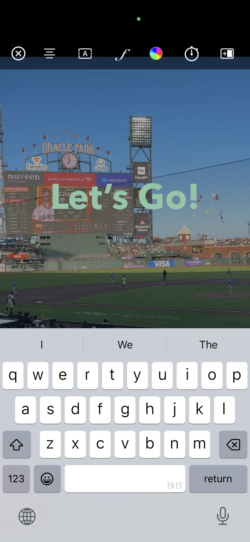 Type your text, with the Text menu's controls for alignment, background, font, color, timing, and transition.